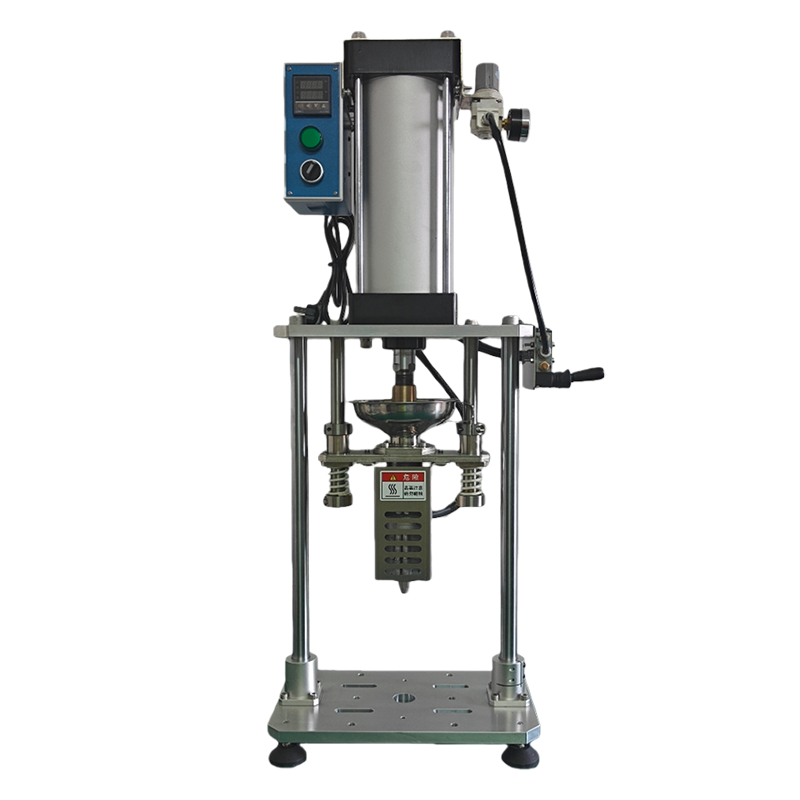 Desktop Injection Molding Machine