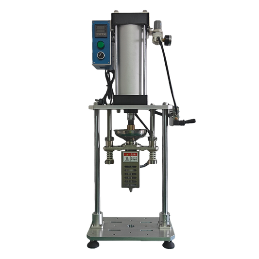 Desktop Injection Molding Machine